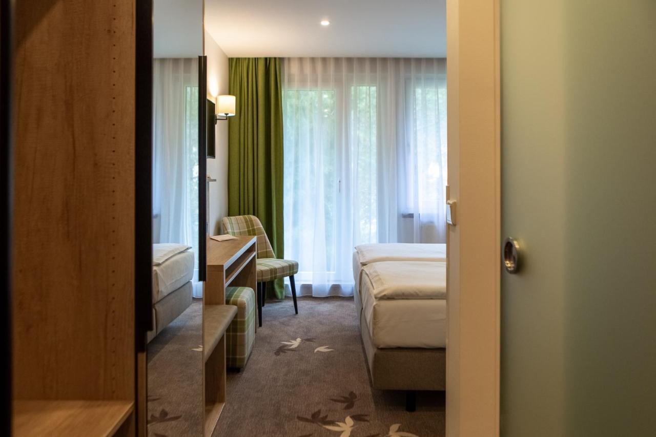 Hotel Garni Grundmuehle 바트샨다우 외부 사진